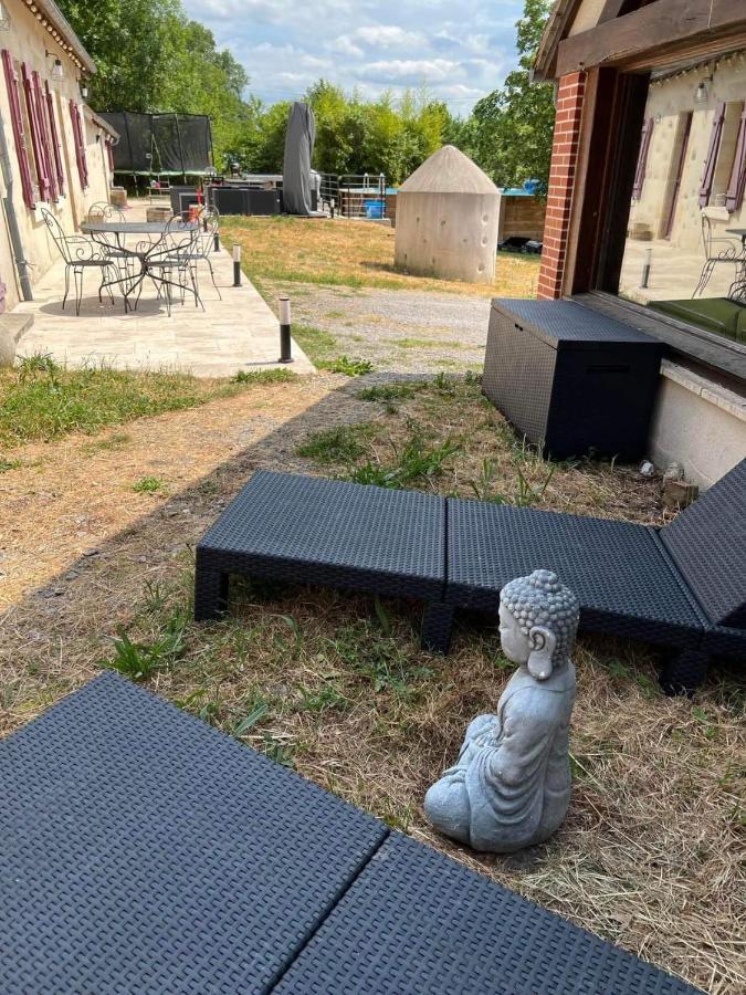 Une Pause S'Impose ;) Mery-sur-Cher Exterior photo